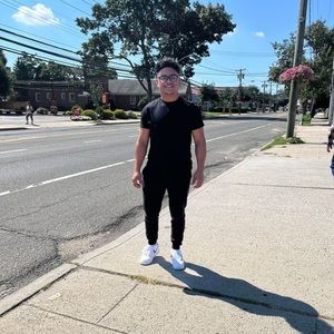 Meet your Posher, Eric